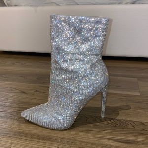 Steve Madden Winona Rhinestone Booties, Size 9
